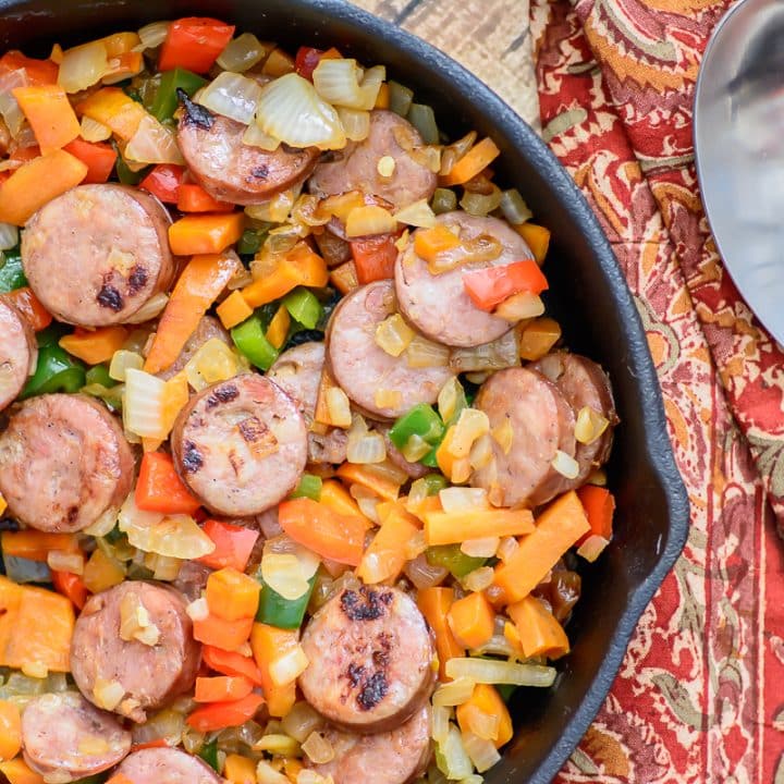 Aidells sausage, peppers, sweet potatoes and onions combine in an easy to make, healthy and delicious meal that takes just 15 minutes. Have to try this yummy sausage hash.